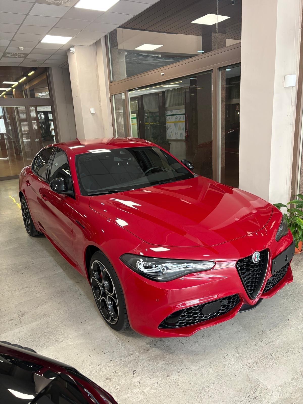 Alfa Romeo Giulia 2.0 Turbo 280 CV Competizione