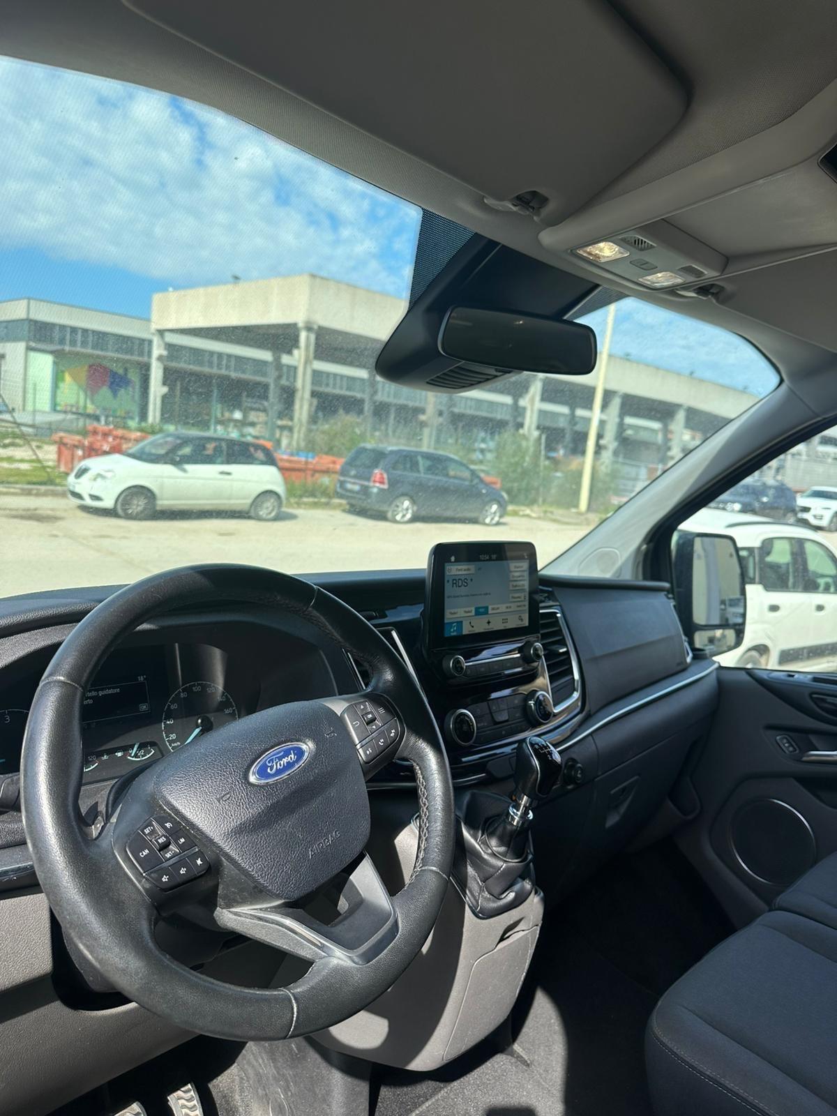 Ford Tourneo Custom 2.0D 170cv 9 posti fullopt 2018