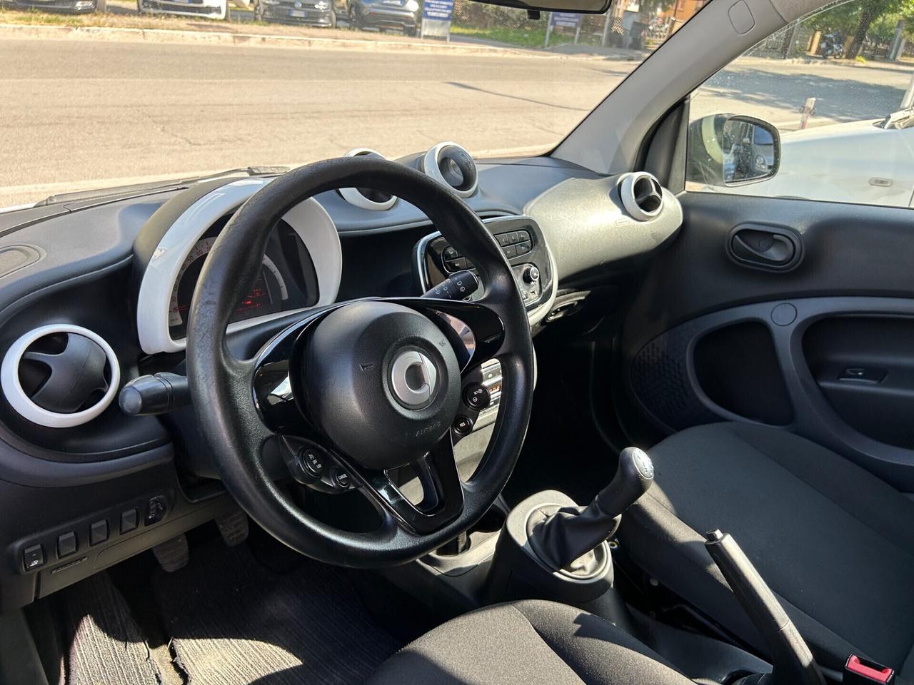 Smart ForTwo 70 1.0 CAMBIO MANUALE neopatentati