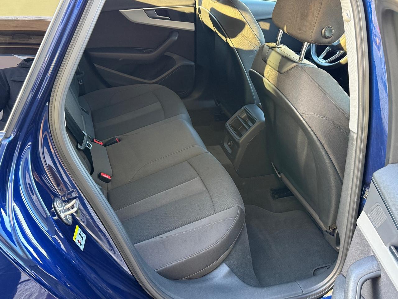 Audi A4 2.0d/163 CV 2021 TG UFFICIALI/PREZZO REALE