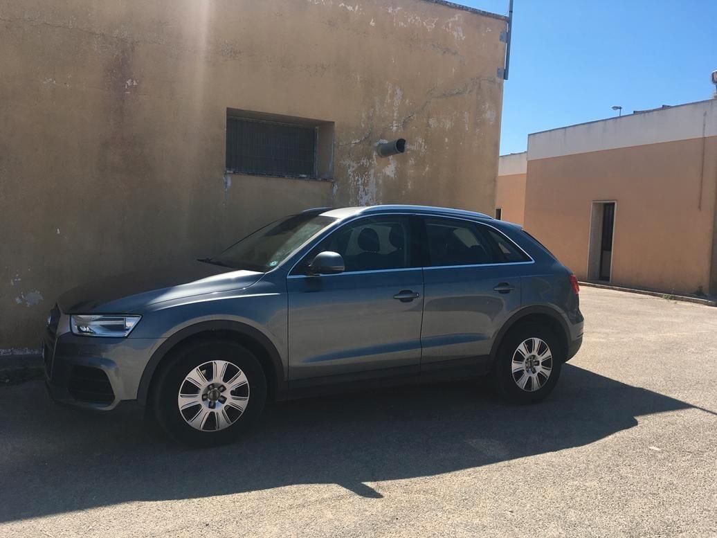 Audi Q3 2.0 TDI 150 CV quattro Business