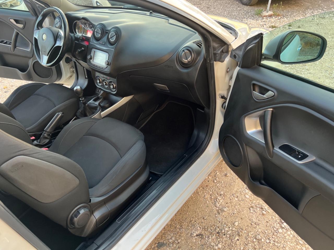 Alfa Romeo MiTo 1.4 70 CV NEOPATENTATI PERMUTEB