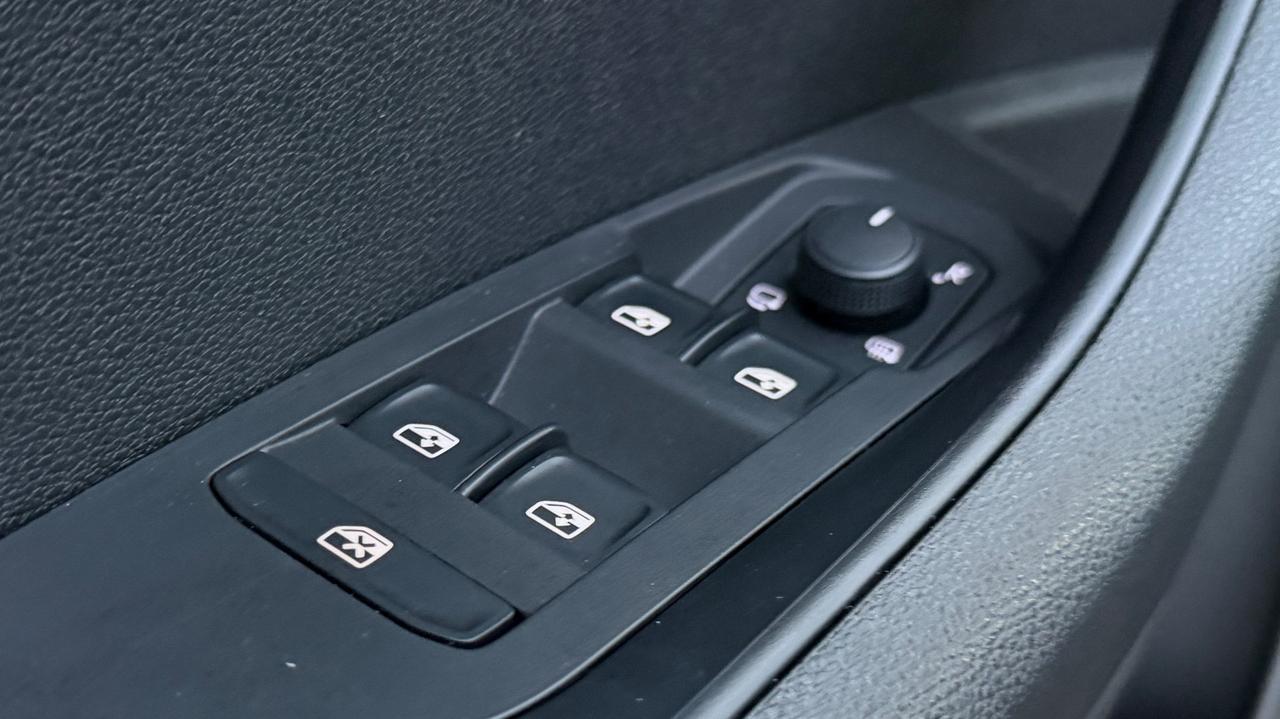 SKODA KAROQ 2.0 EVO TDI DSG 115 CV - FULL LED, VIRTUAL COCKPIT, NEOPATENTATI