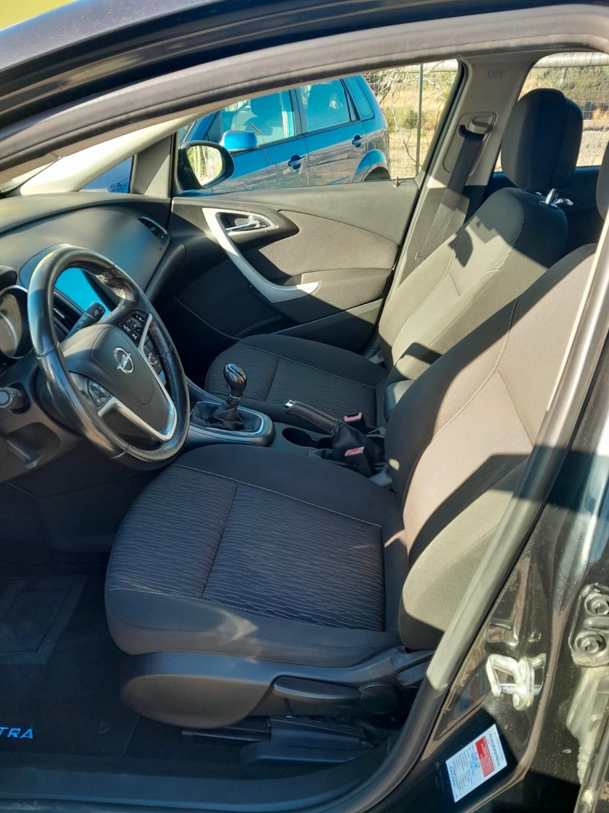 Opel Astra 1.7 CDTI 110CV