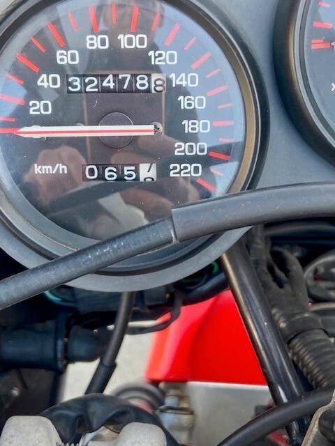 Yamaha FZ 600 1987- n2 prop. Conservata
