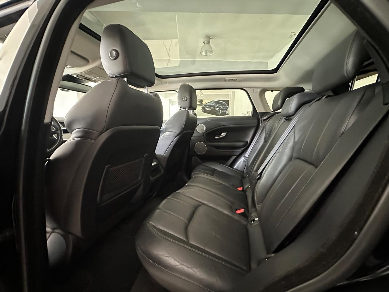 Land Rover Range Evoque 2.0 TD4 180 CV 5p. Autobiography