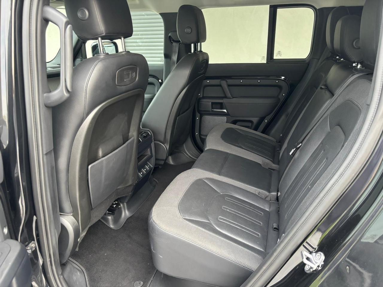 Land Rover Defender 110 2.0 SD4 240CV AWD Auto First Edition