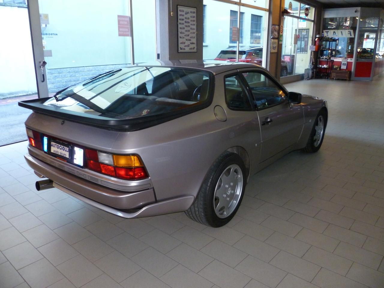 Porsche 944 TURBO ( S ) 250cv COUPE' - Silver Rose