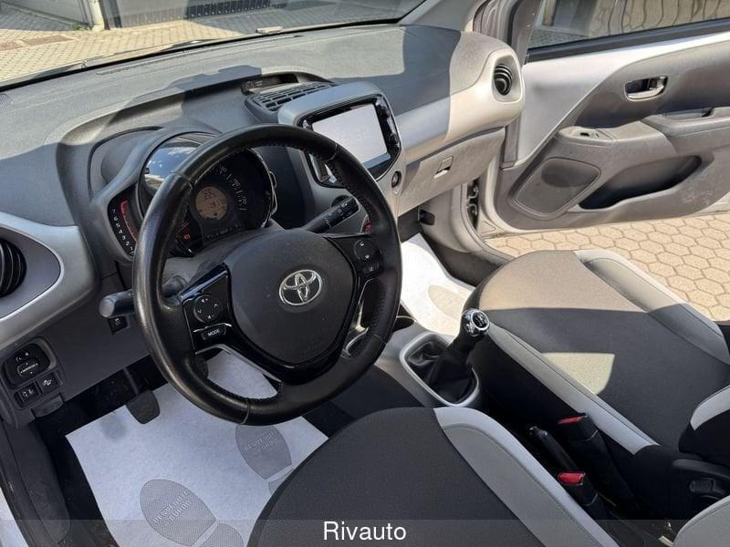 Toyota Aygo Aygo 1.0 VVT-i 69 CV 5 porte x-play TSS