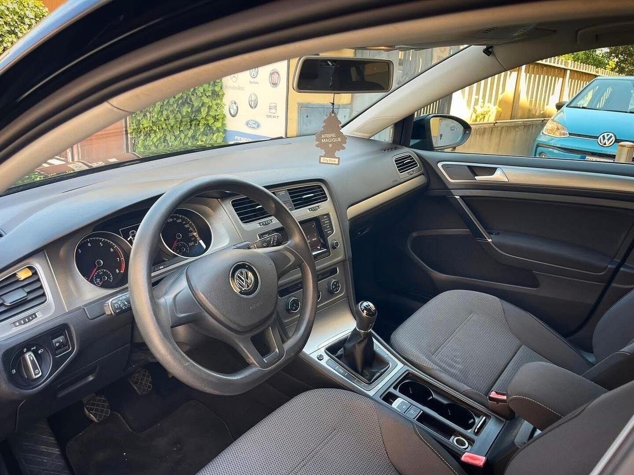 Volkswagen Golf 1.4 TGI 5p. Highline BlueMotion FINANZIABILE