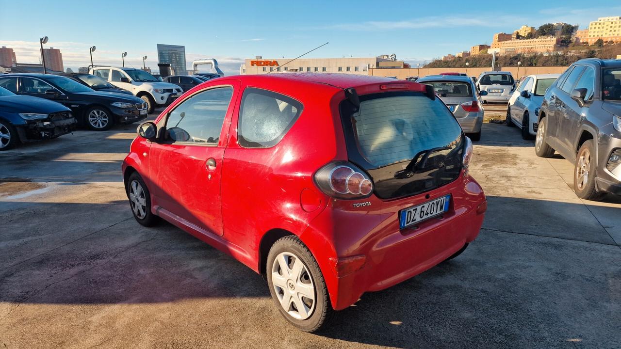 Toyota Aygo 1.0 12V VVT-i 3 porte Now