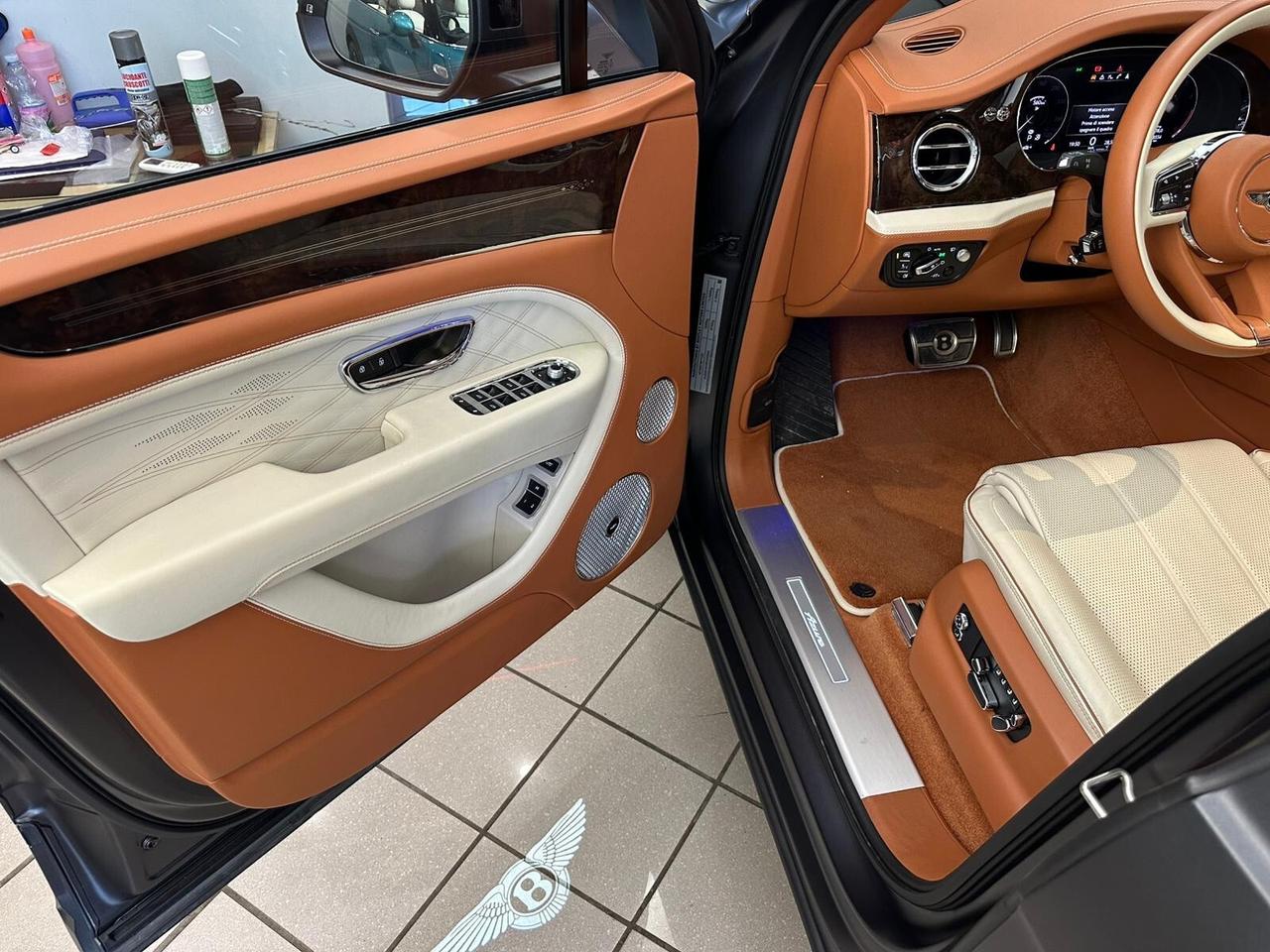 Bentley Bentayga V8 FIRST1EDITION
