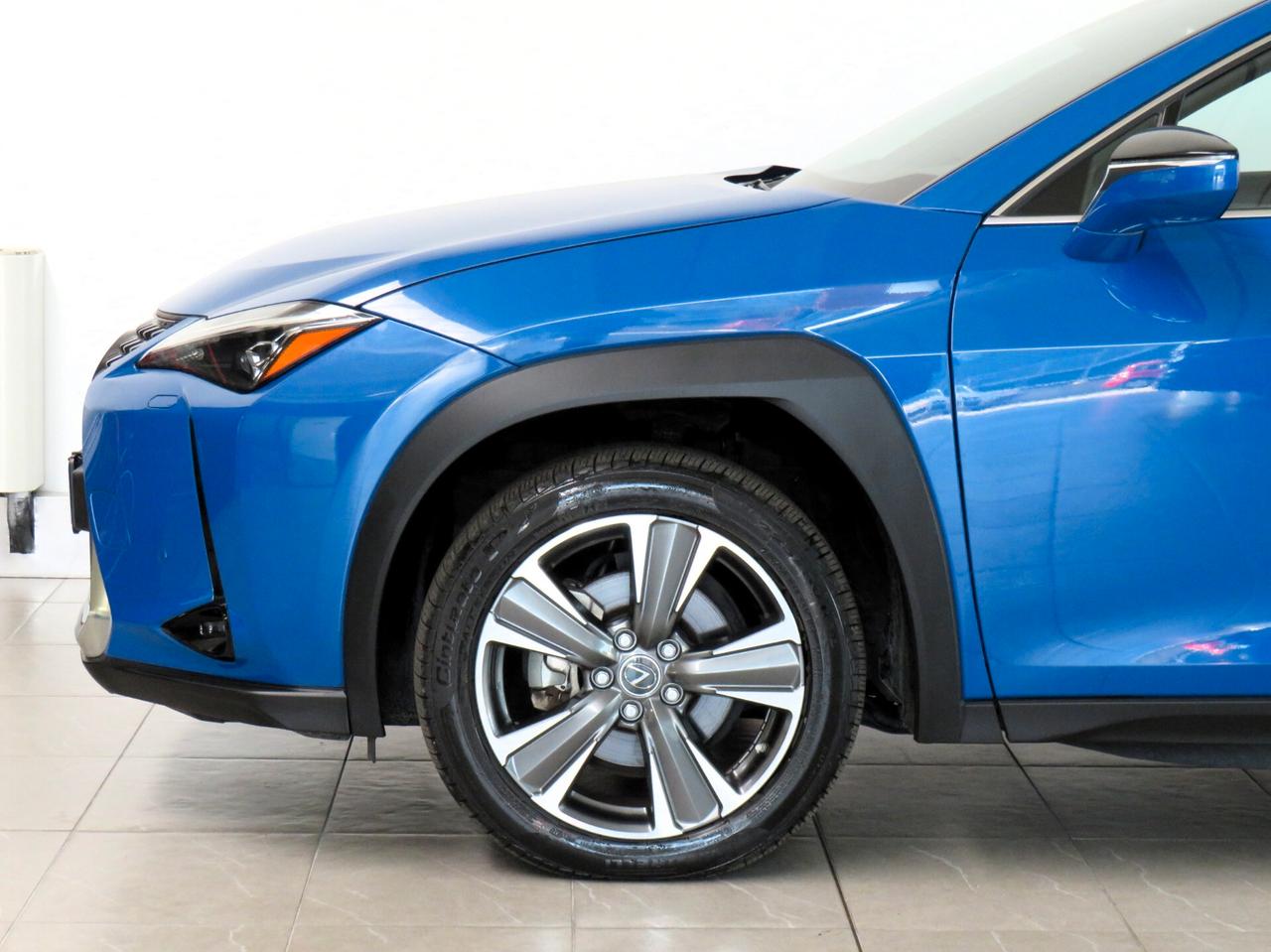 Lexus UX Full Electric Premium Fleet | iva 22% inclusa