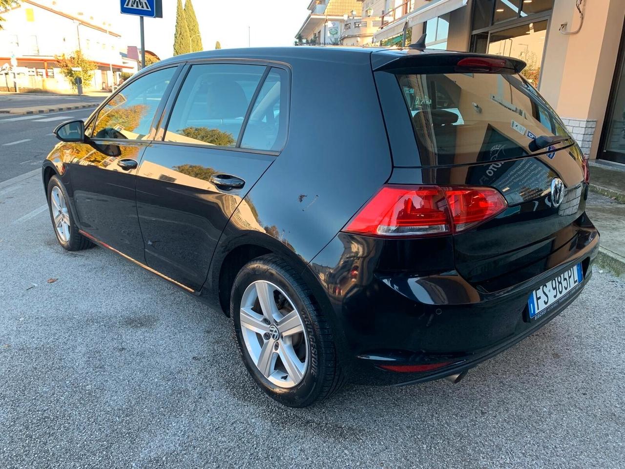 Volkswagen Golf VII 1.6 TDI 110 CV 5p. Neopatentati