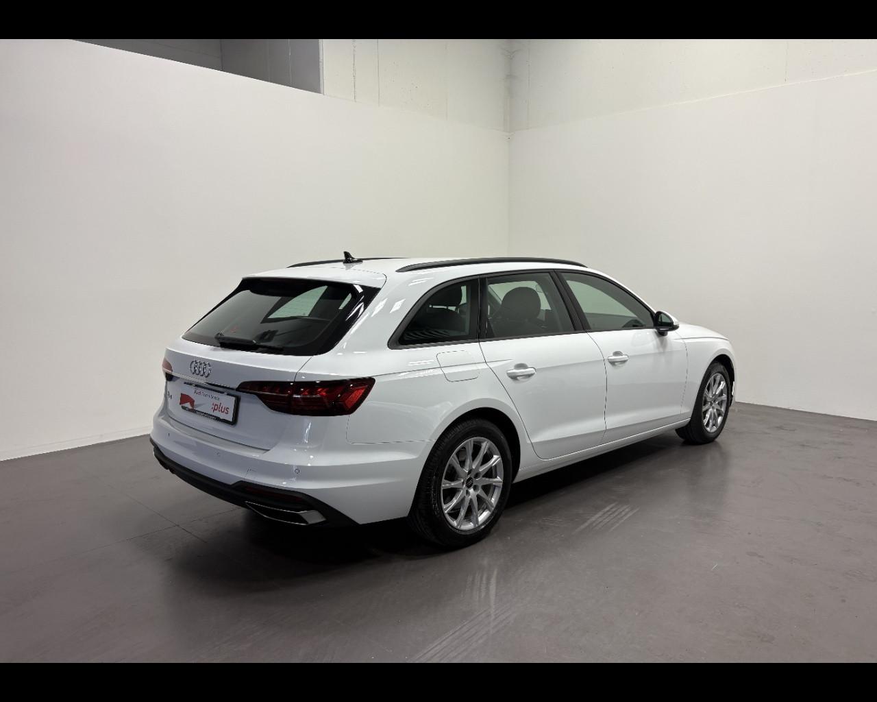AUDI A4 AVANT 30 TDI MHEV S-TRONIC BUSINESS
