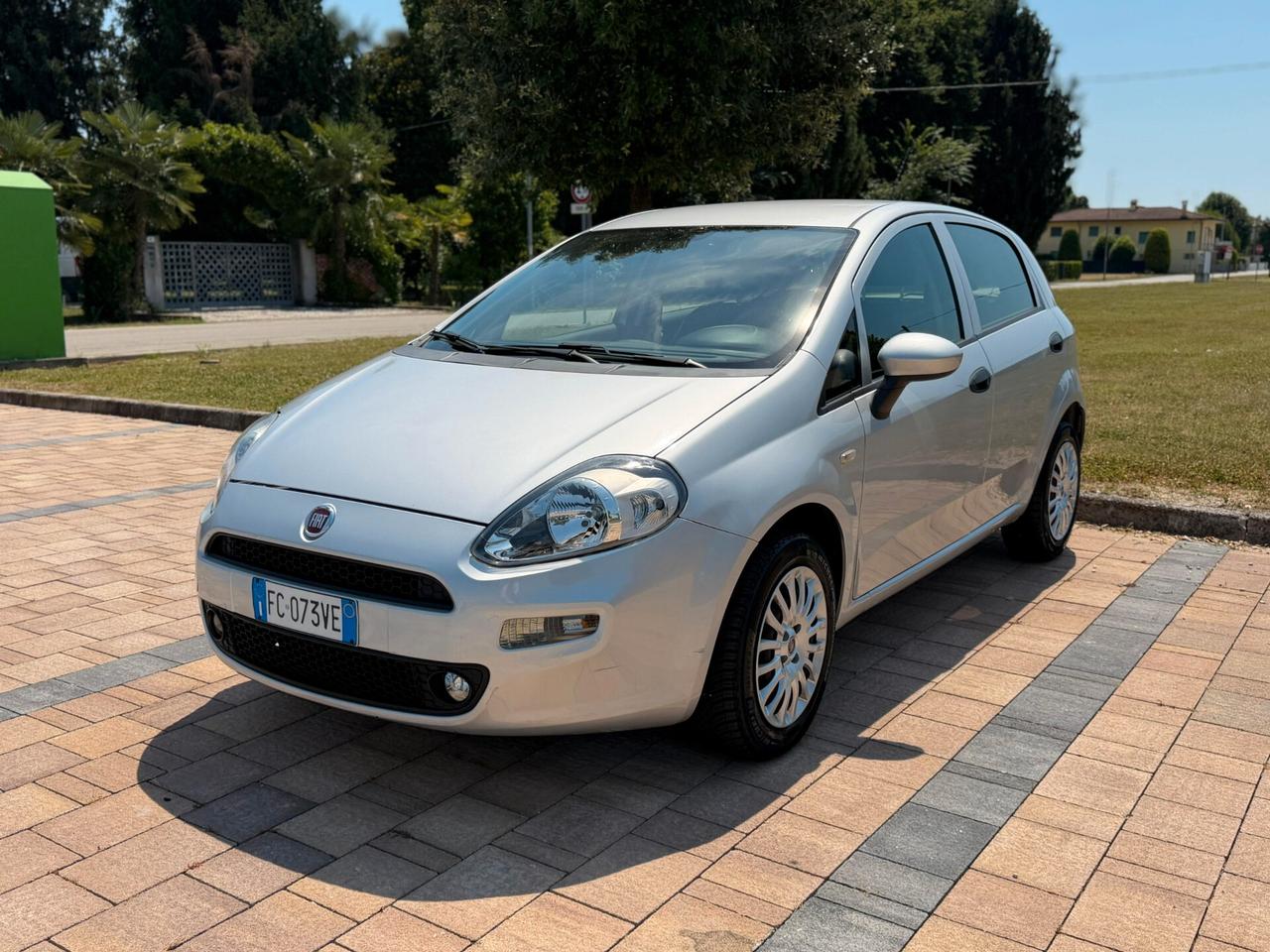 Fiat Punto 1.2 benzina 8V 5 porte neopatentati
