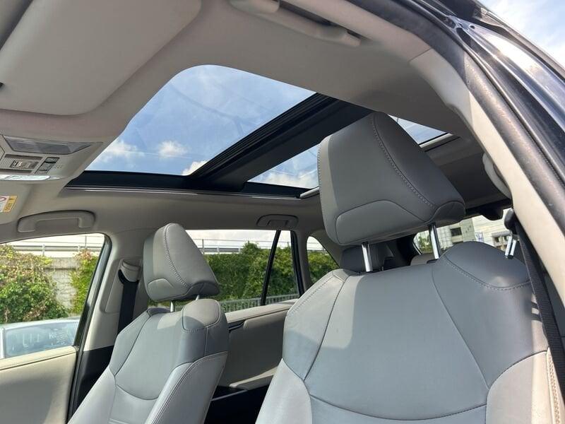 Toyota RAV4 2.5 Hybrid 2WD Lounge