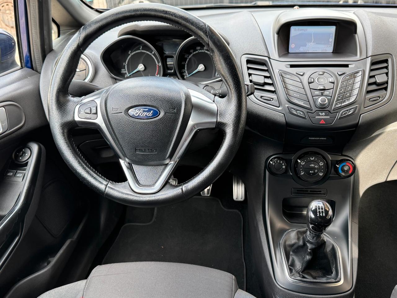 Ford Fiesta 1.5 TDCi 75CV 5 porte ST-Line