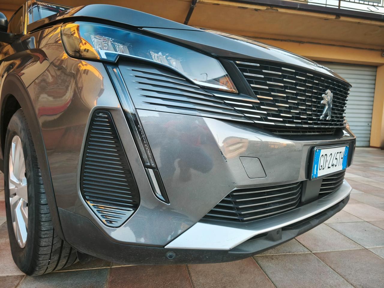 Peugeot 3008 HDi 130 CV Allure Navi Virtual Camera