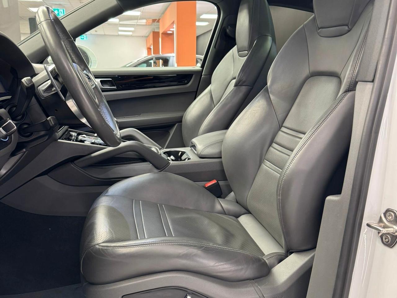 Porsche Cayenne Coupé 3.0 V6