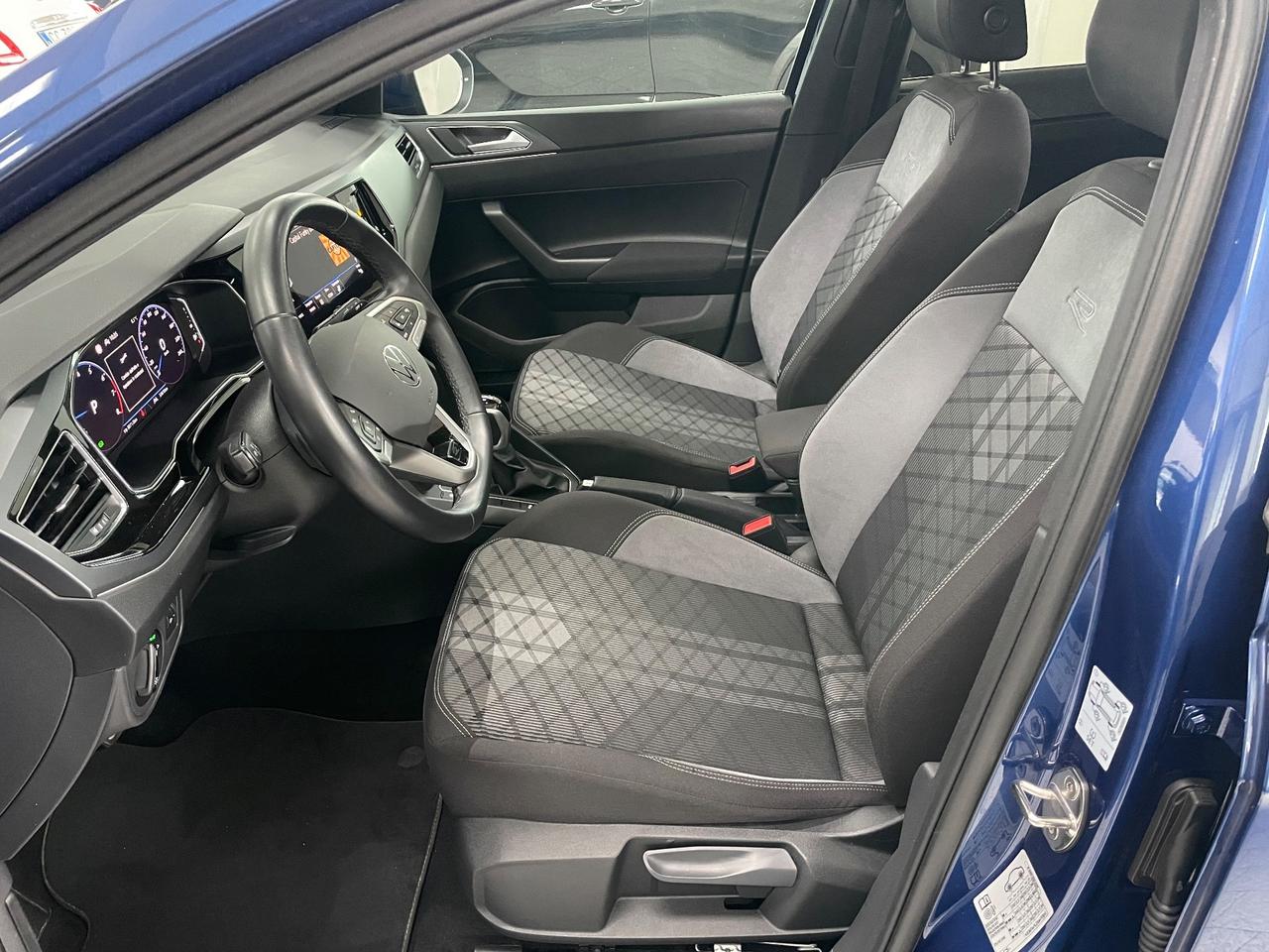 Volkswagen Taigo 1.0 TSI 115 CV DSG R-Line