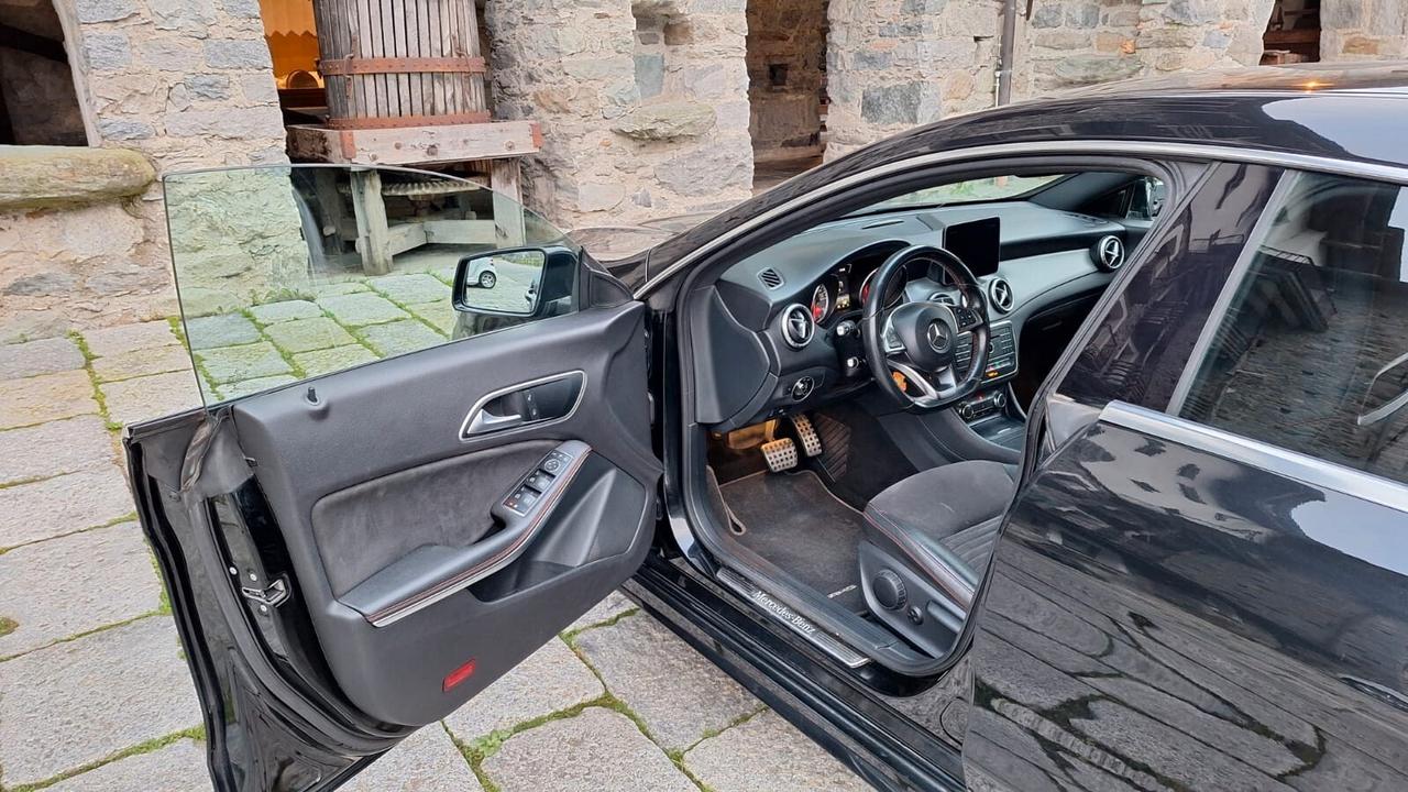 Mercedes-benz CLA 220 AMG Shooting Brake