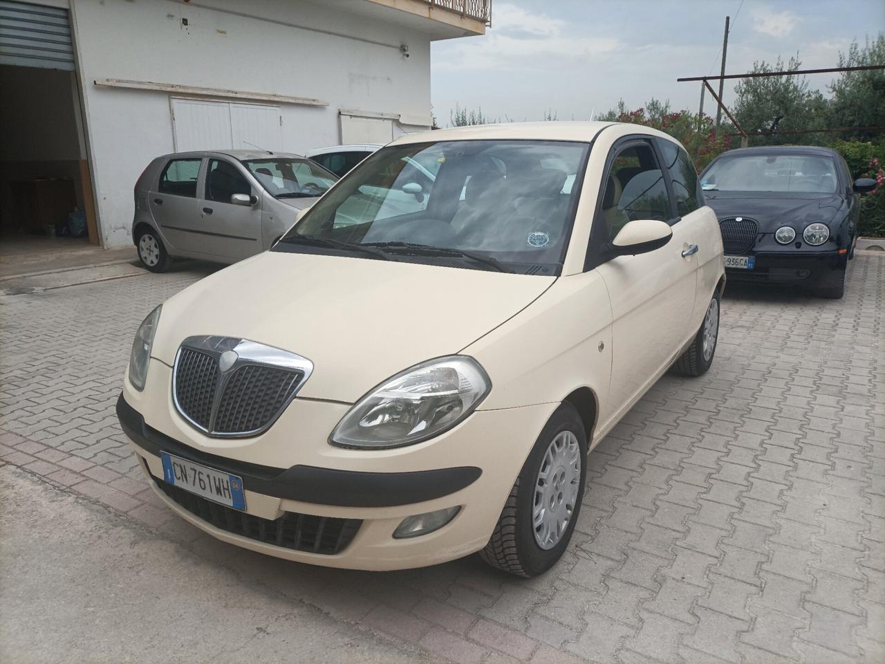 Lancia Ypsilon 1.3 Multijet *ok neopatentati*
