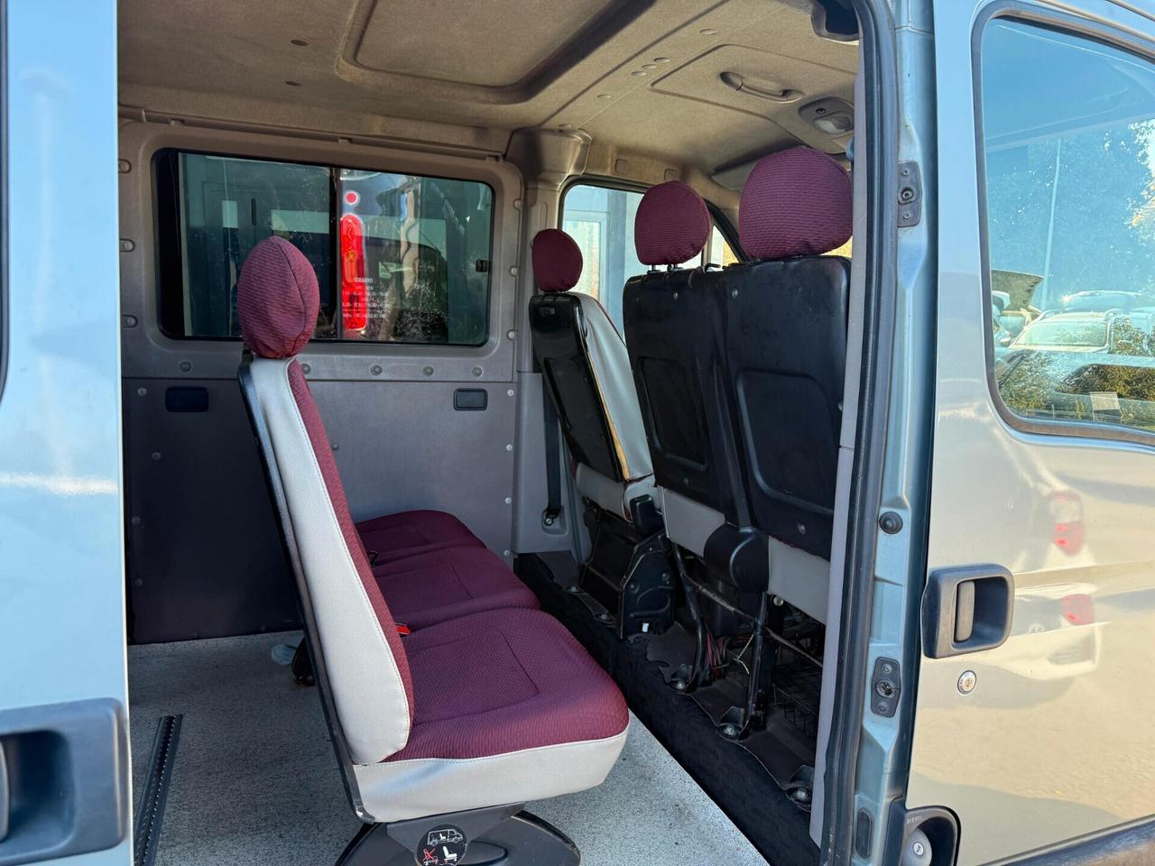 Opel Movano 9 posti 2.8 Diesel Neopatentati