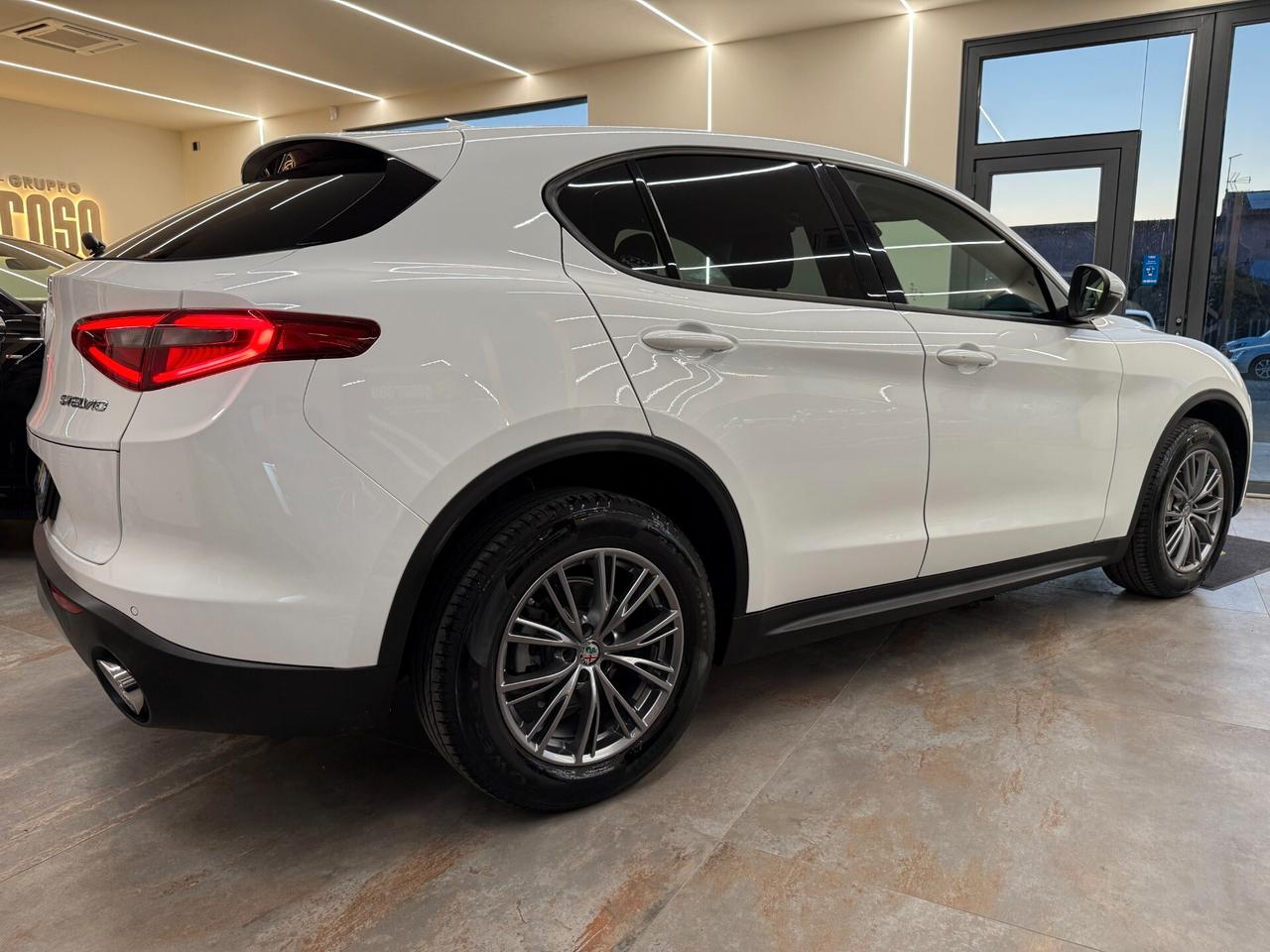 Alfa Romeo Stelvio 2.2 Turbodiesel 210 CV AT8 Q4 Super