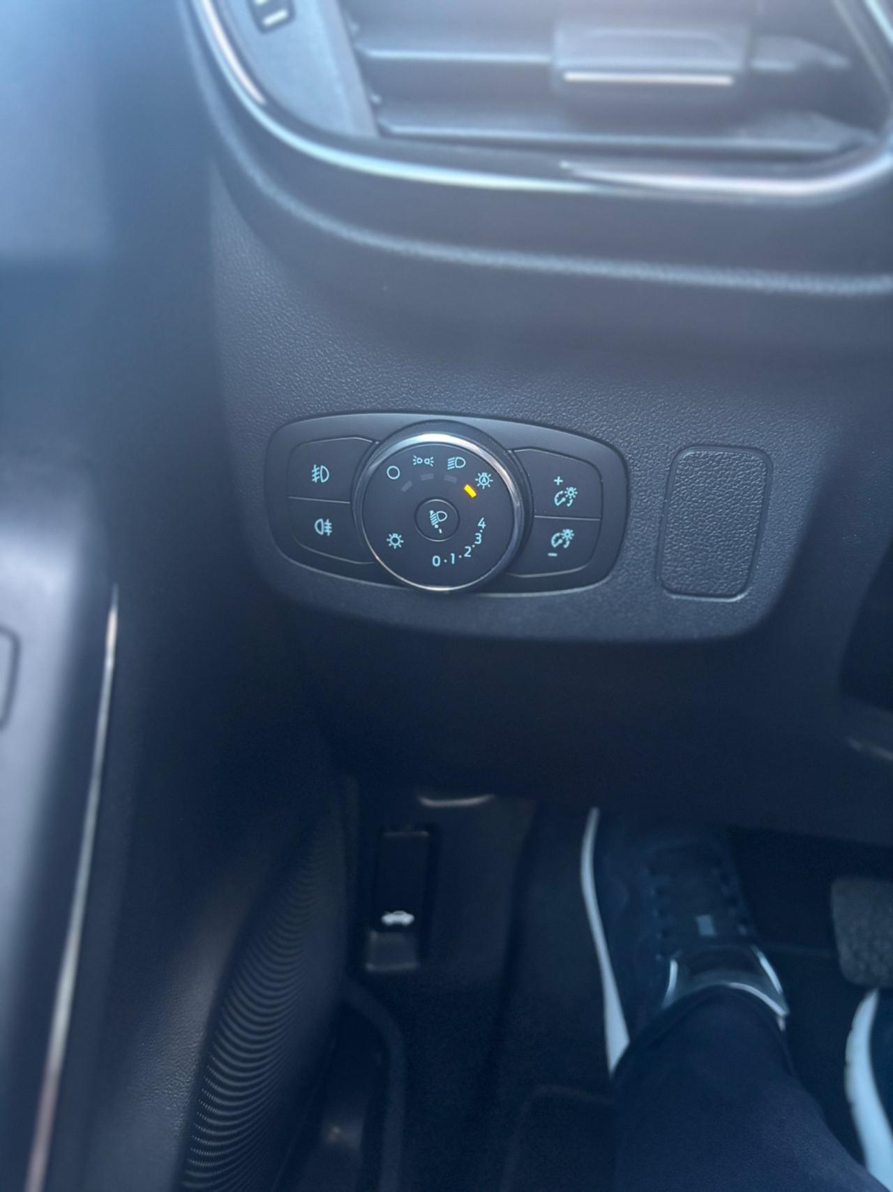 Ford Puma 1.0 EcoBoost Hybrid 125 CV Titanium automatica