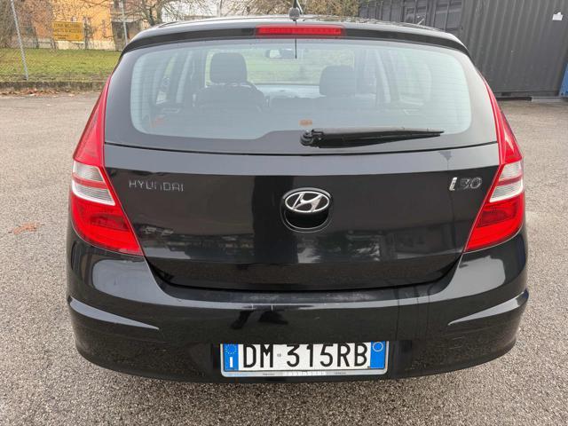 HYUNDAI i30 1.4 16V 109CV 5p.senza nessun lavoro da fare