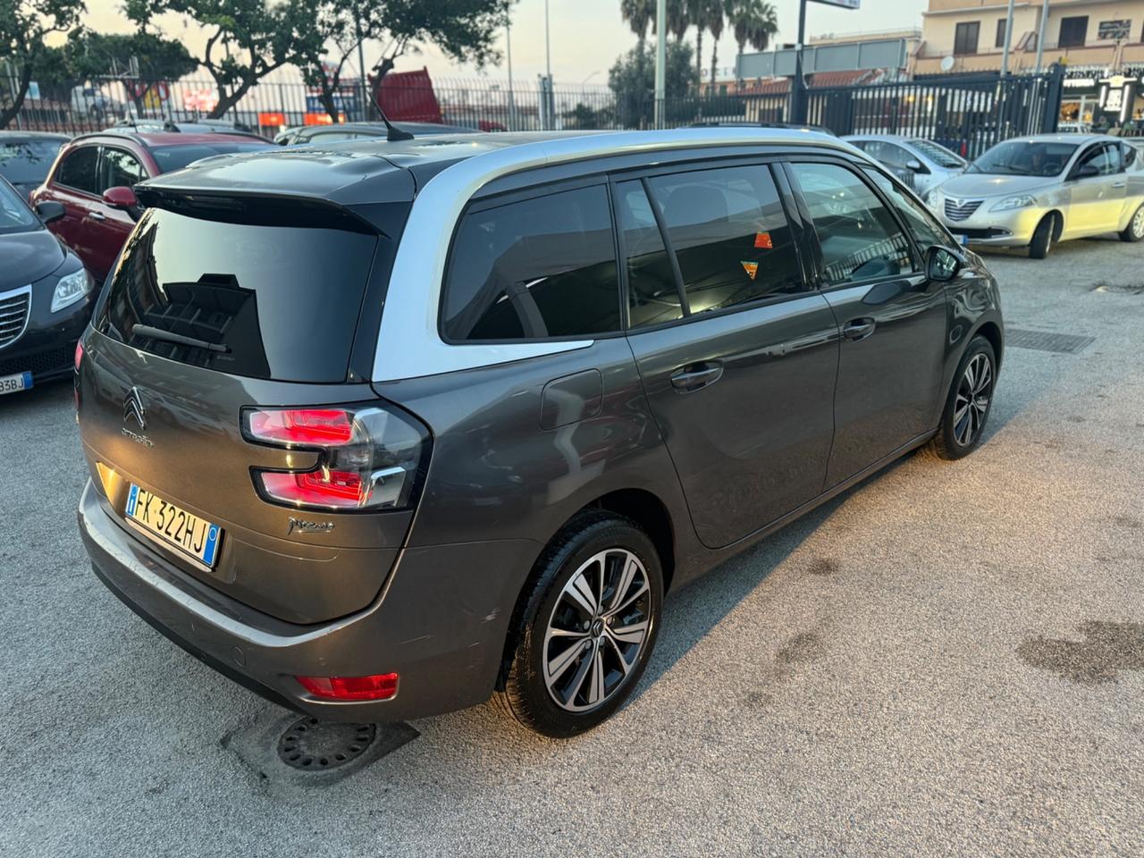 Citroen Grand C4 Picasso BlueHDi 120 S&S Shine 7P