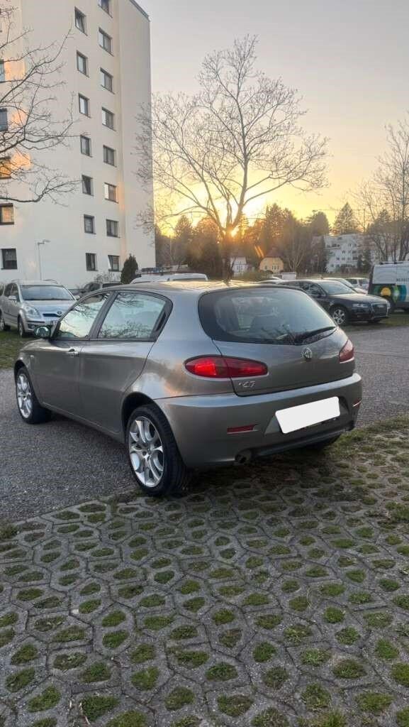 Alfa Romeo 147