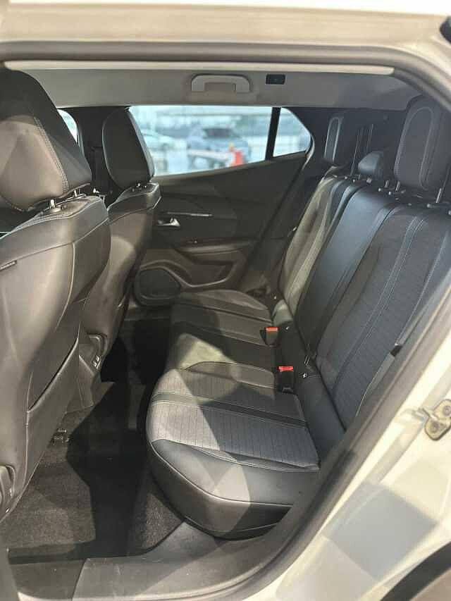 Peugeot 2008 PureTech 130 S&S Allure Pack