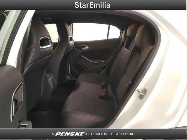 Mercedes-Benz GLA 200 GLA 200 d Automatic Premium