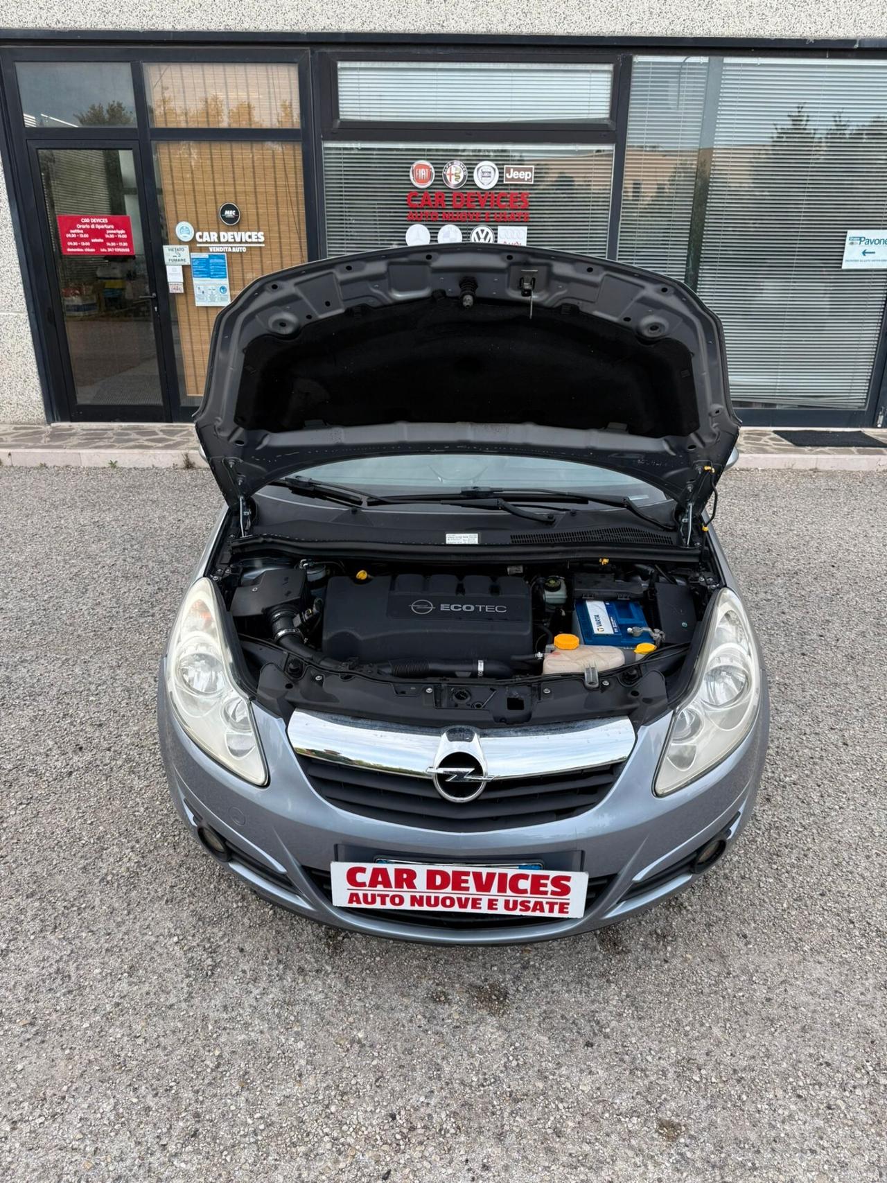 Opel Corsa GPL - GARANZIA - NEOPATENTATI