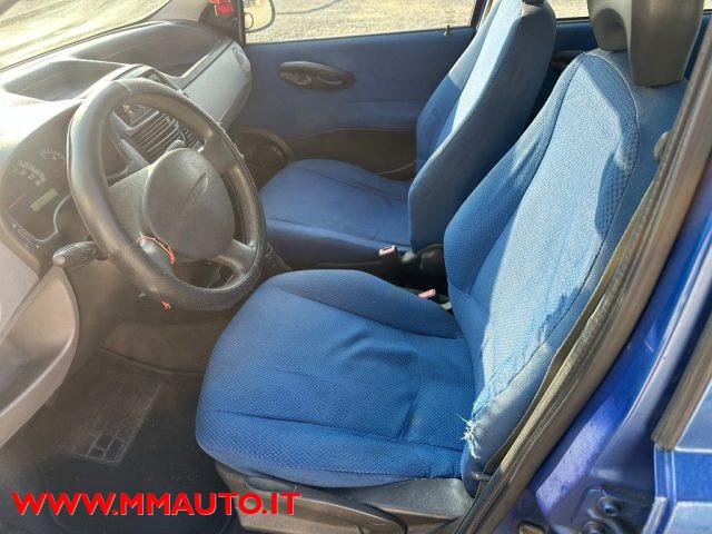 FIAT Punto 1.2i cat 5 porte SX IMP- METANO!!!!!