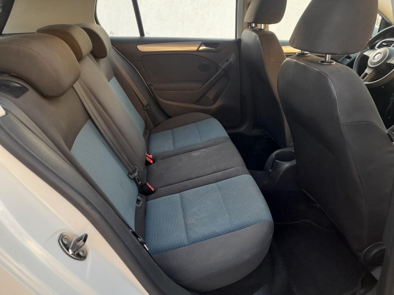 VW GOLF 1.6 TDI