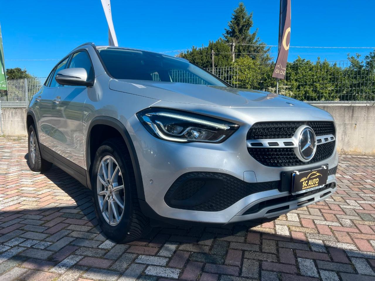 Mercedes GLA 200 d Business Extra auto