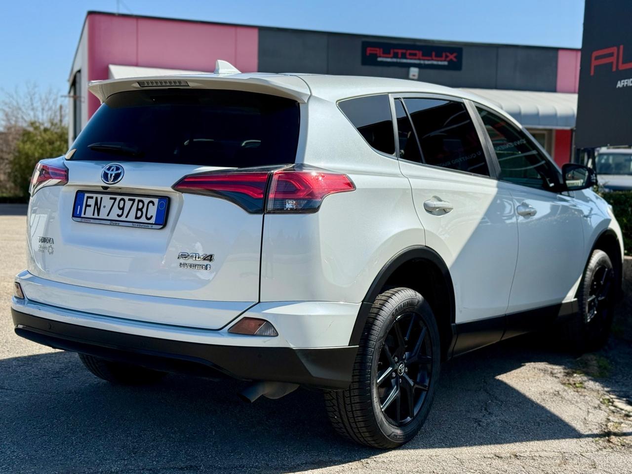 Toyota RAV 4 2.5 Hybrid 2WD 155CV 2018