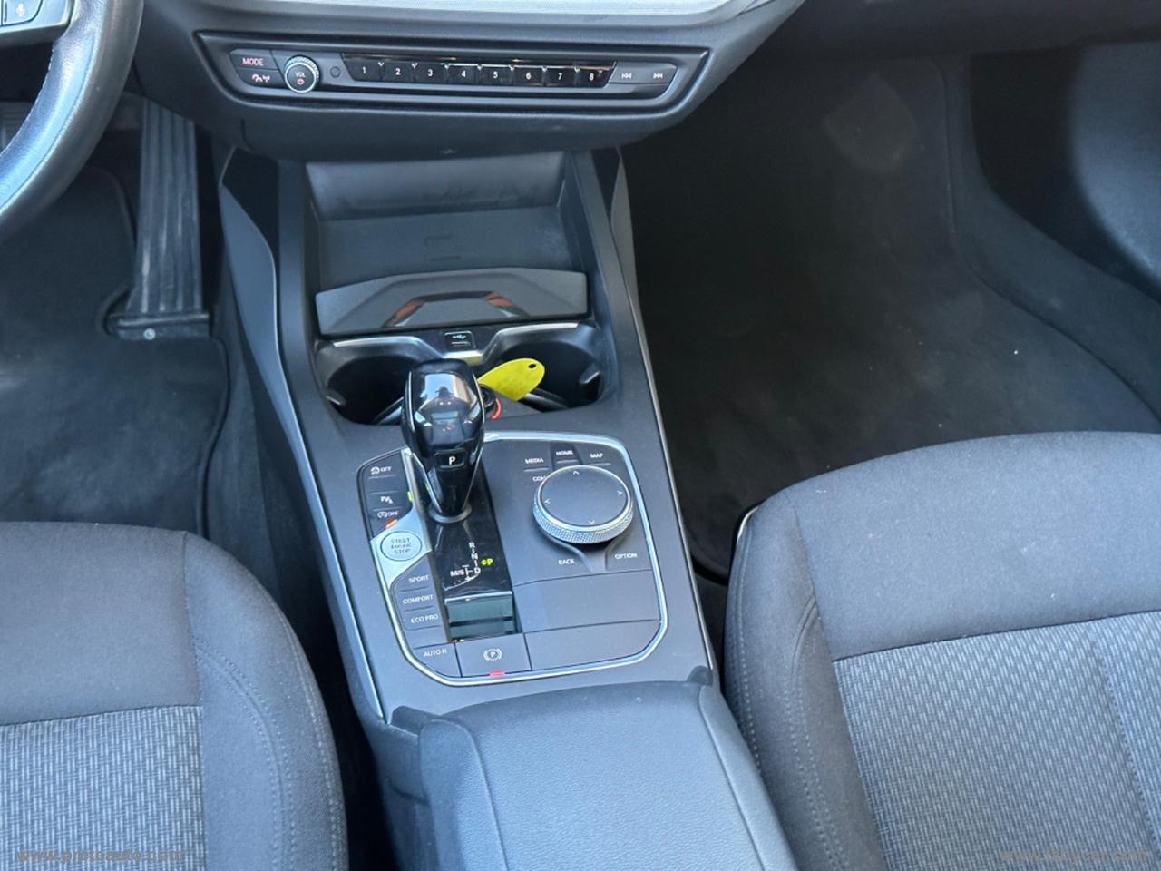 BMW 118d 5p. Business Advantage AUT. TETTO PANORAMICO