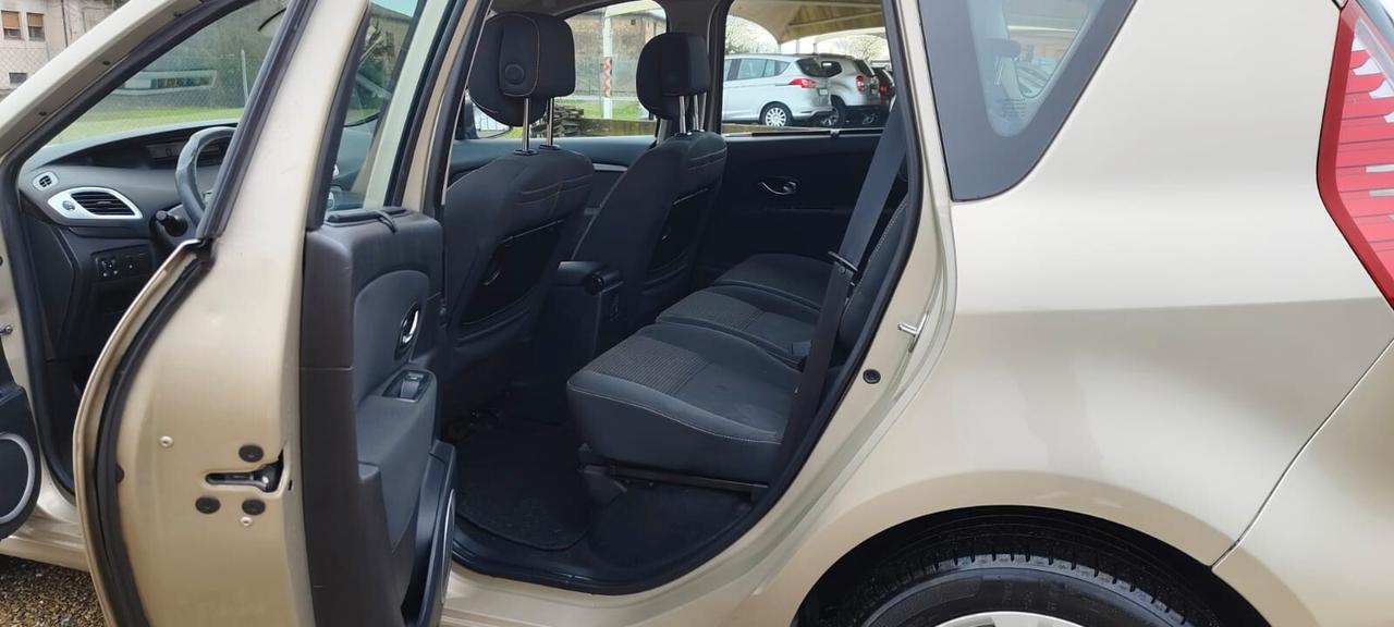 Renault Scenic Scénic X-Mod 1.5 dCi 110CV Luxe