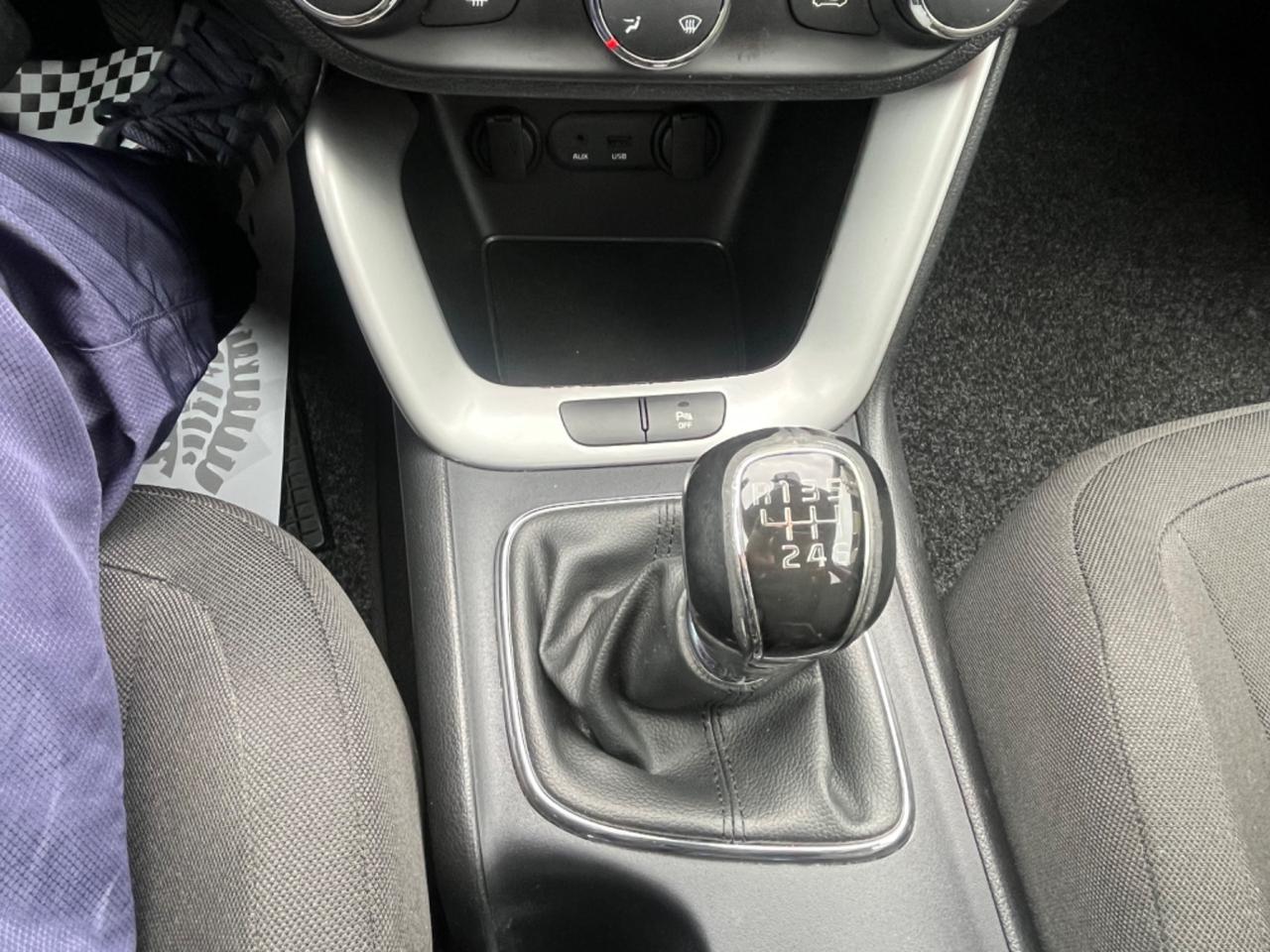Kia Ceed 1.4 CRDi SW Cool Unipro 2012