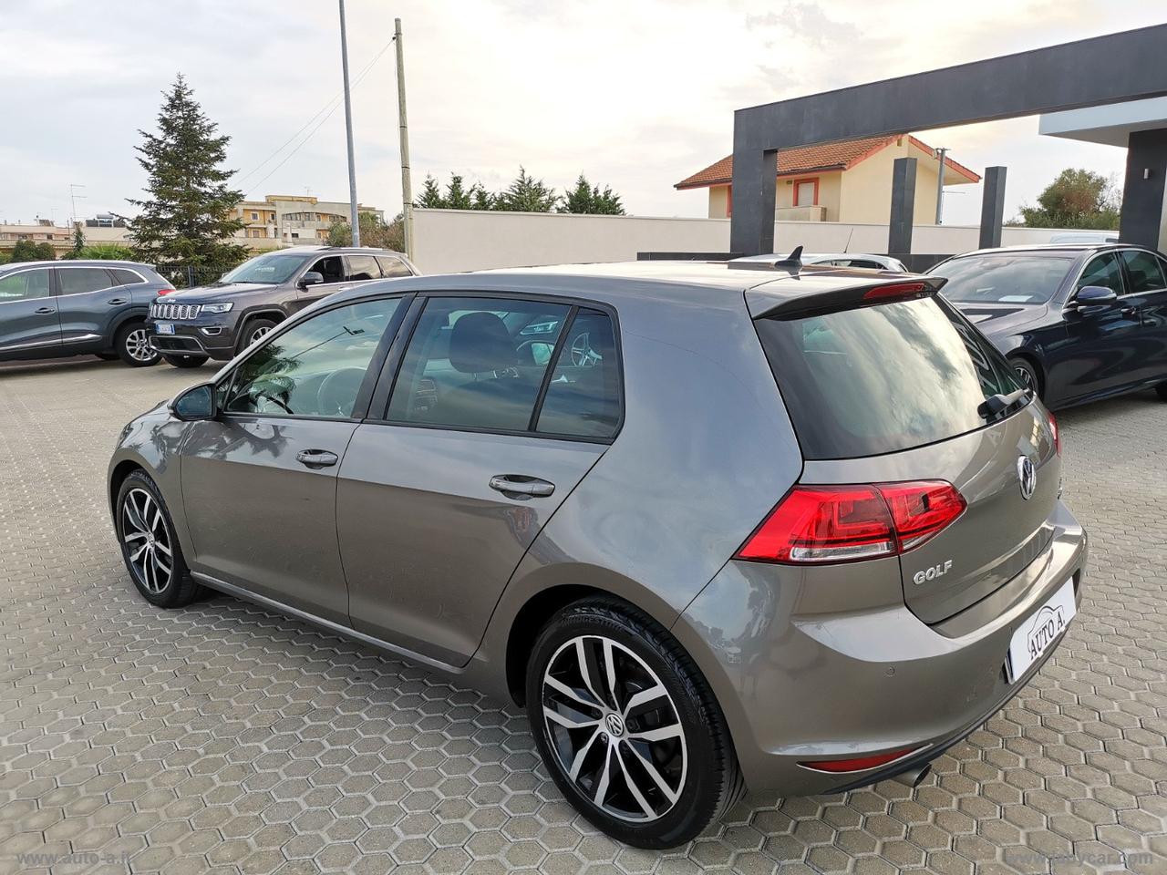 VOLKSWAGEN Golf 1.6 TDI 110CV DSG 5p. Executive BMT