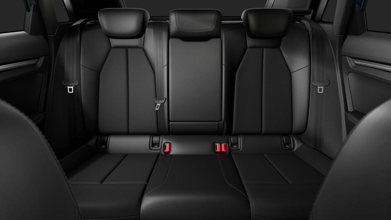 AUDI Audi A3 allstreet Identity Contrast TFSI 110 kW S tronic