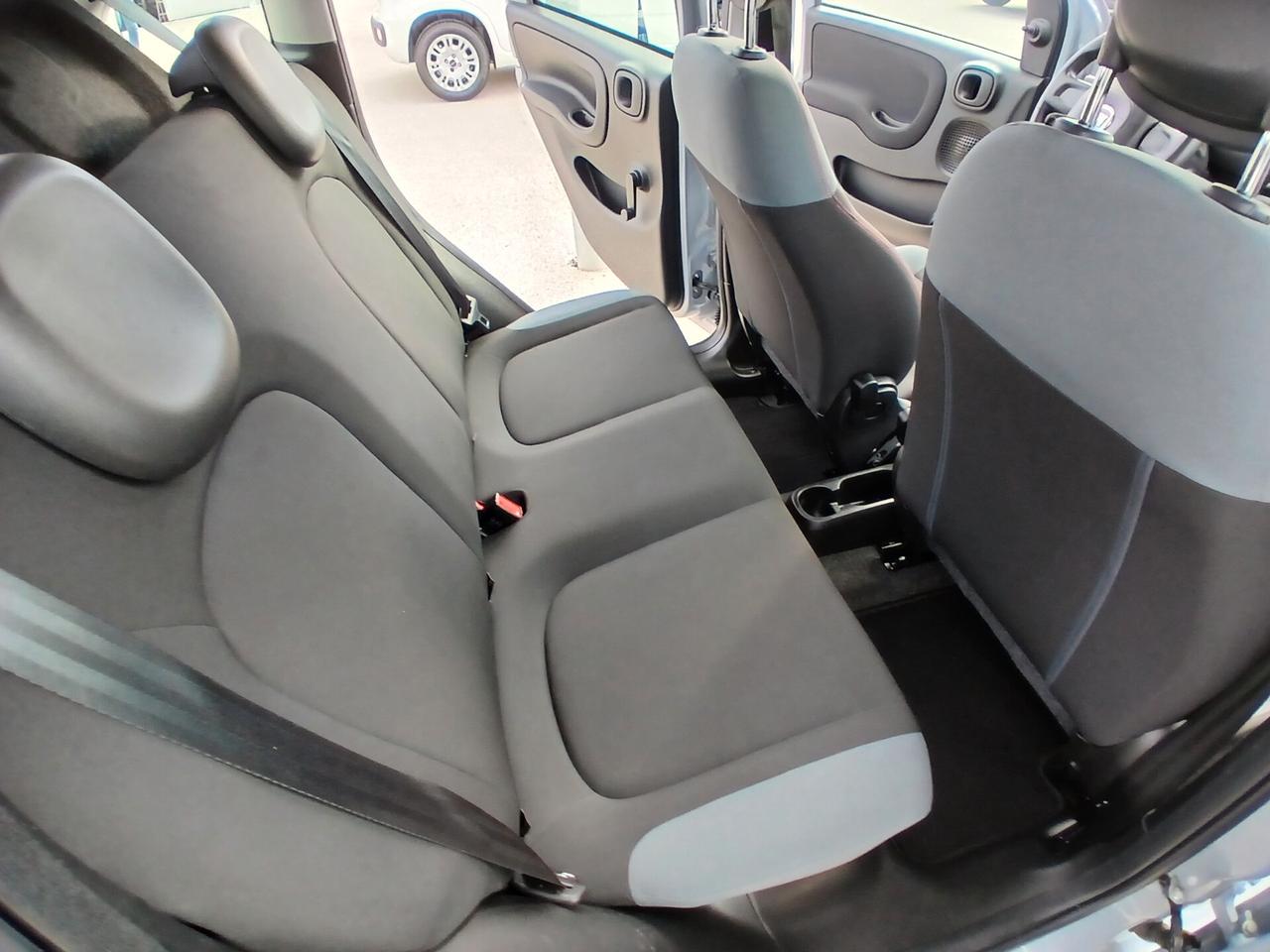 Fiat Panda 1.2 BENZINA 70CV 2019