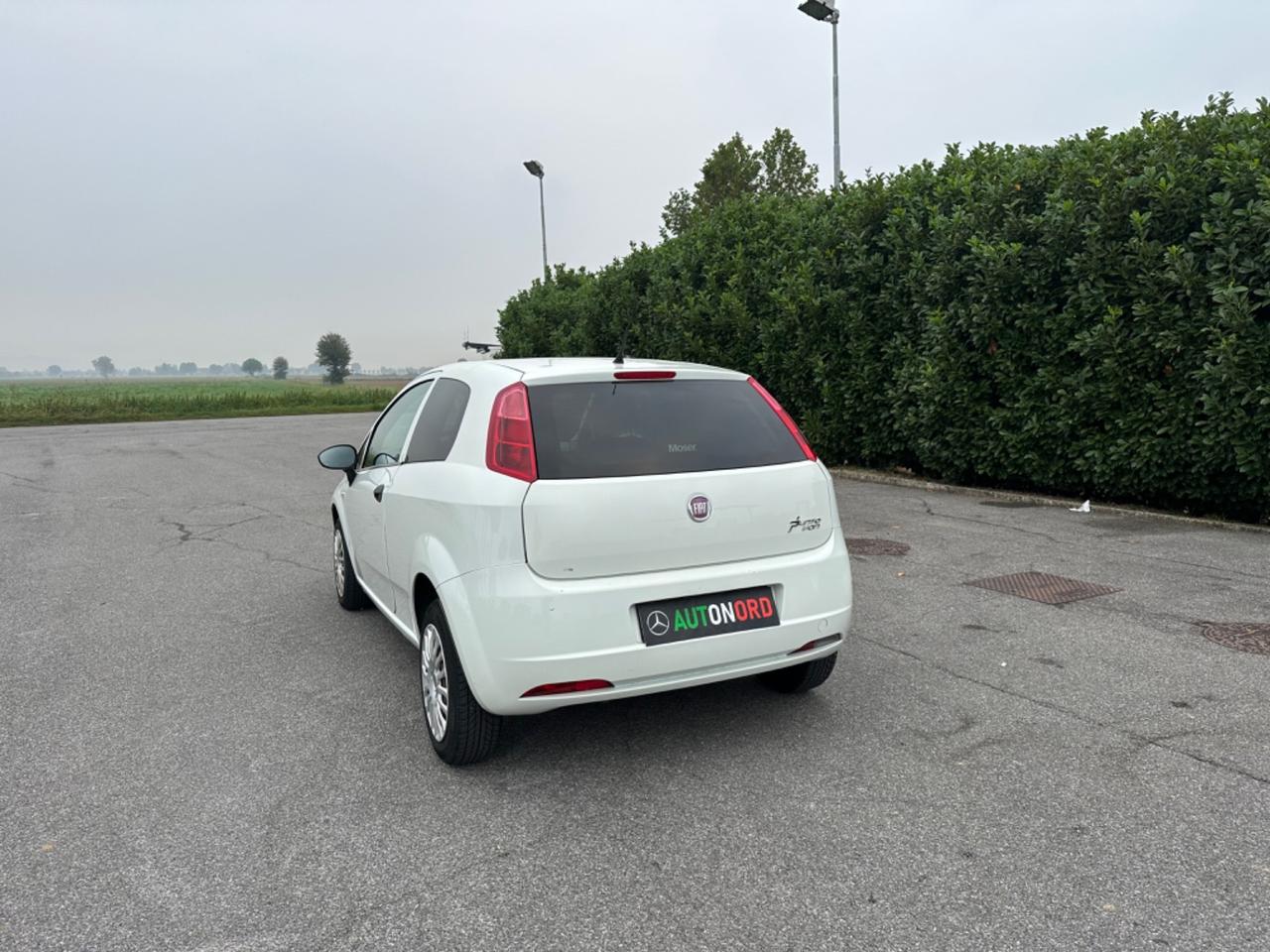 Fiat Grande Punto 1.3 MJT 75 3p.Van Actual 2pt