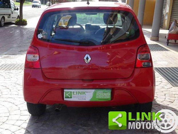 LINK MOTORS: RENAULT TWINGO 1.2 58 CV