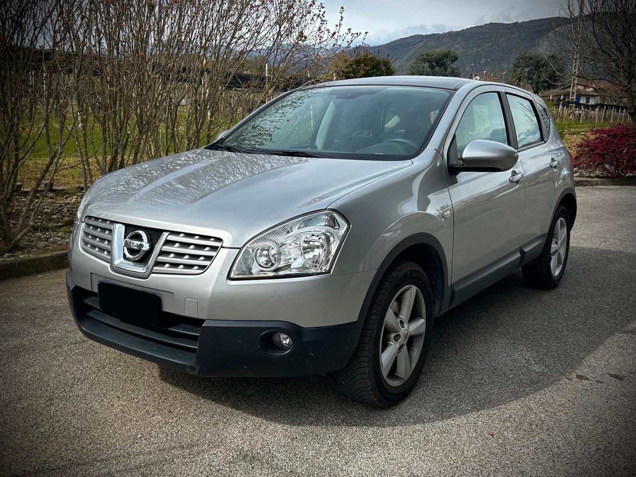 Nissan Qashqai 1.6 -UNIPROPRIETARIO - TETTO PANORAMICO