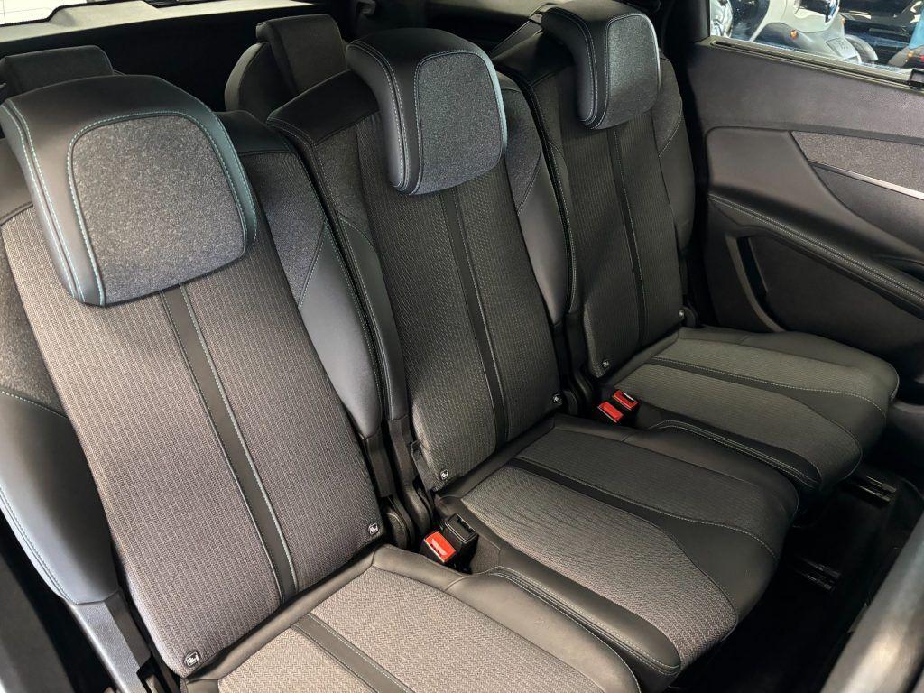 Peugeot 5008 7 Posti EAT8 Allure Pack 1.5 Diesel